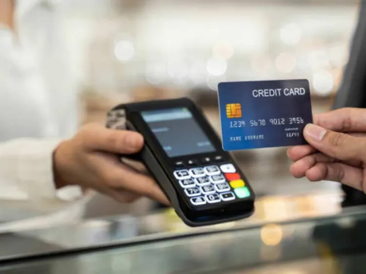 using credit card in a store
