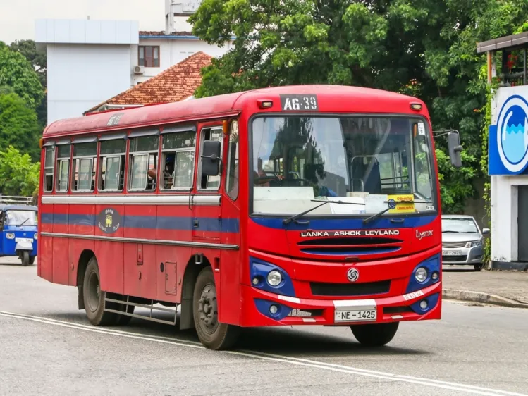 sri lankan public tranport service