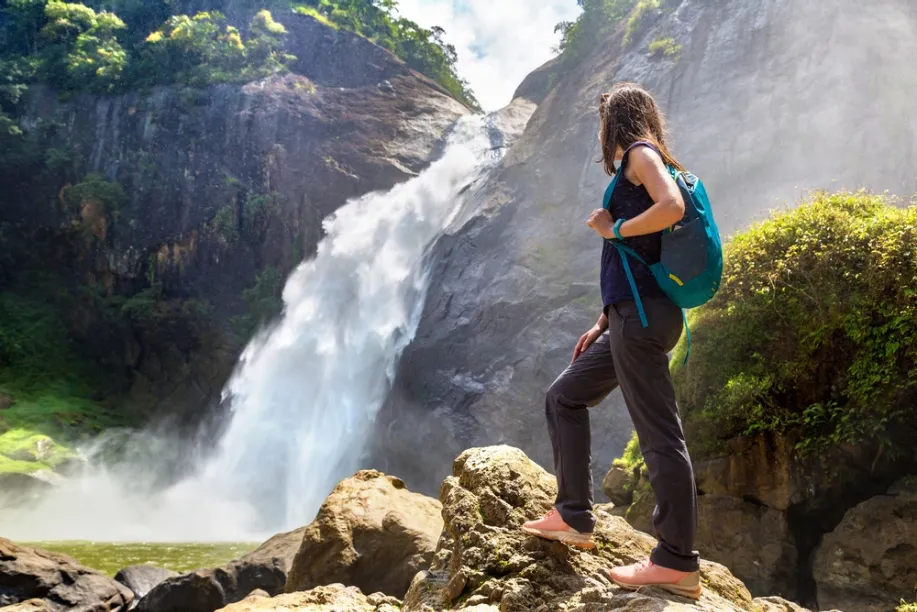 waterfalls in sri lanka