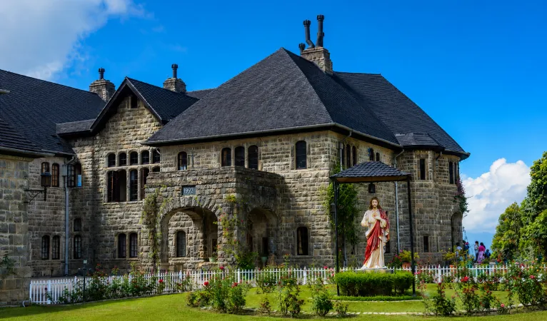 Adisham Bungalow (St. Benedict’s Monastery): A Peaceful Colonial Retreat in Haputale 4 St. Benedict’s Monastery