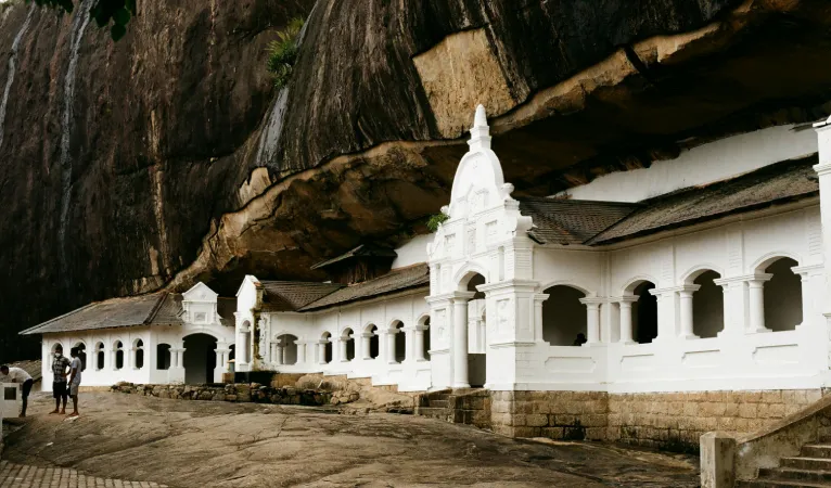 Exploring the Ancient Dambulla Cave Temple in Sri Lanka 2 architectural structure of dambulla cave temple