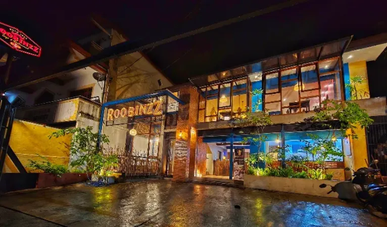 Roobinz Cafe and Restaurant - One of the Best Thai Food Restaurants in Kandy