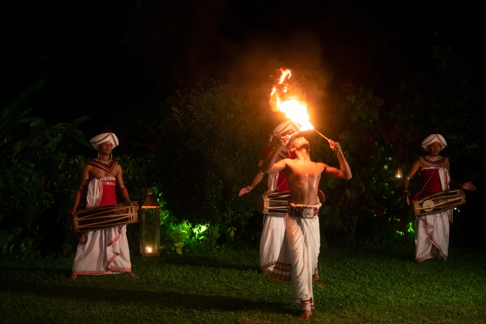Adigar's Manor: Sleeping Inside the Last Days of the Kandyan Kingdom 16 cultural show adm 1