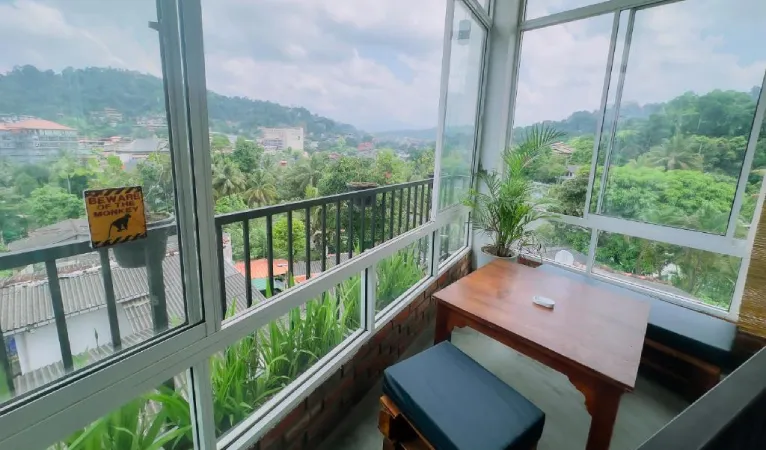Kandy Home1 1