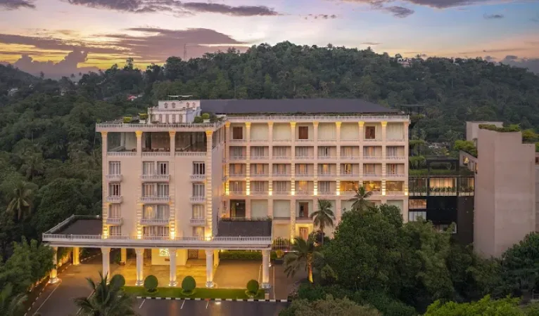 golden crown hotel. one of the best kandy city hotel