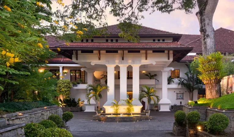 Mahaweli Reach Hotel, first 5 star hotels in Kandy