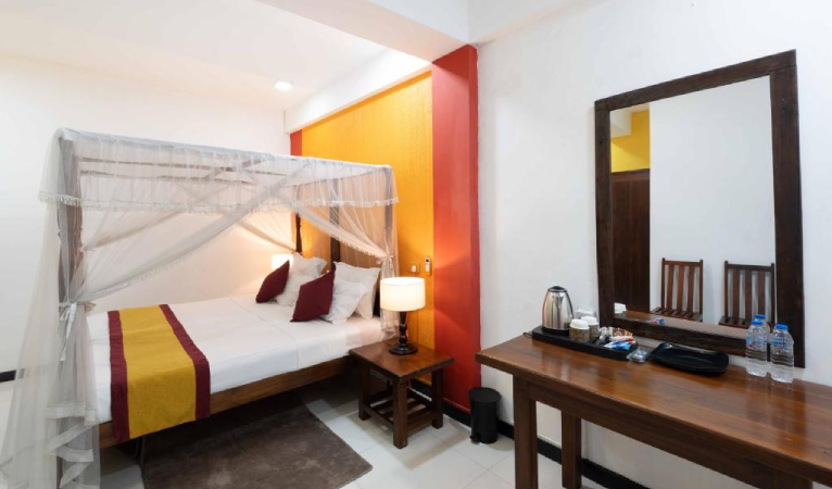 Urban Kandy City Hotel